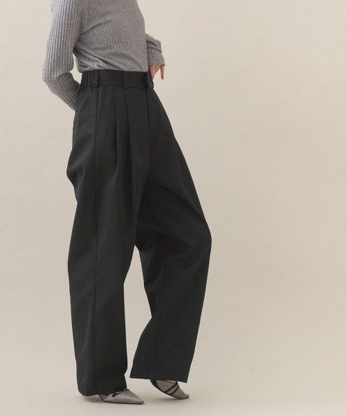 OMNES（オムネス）の「ハイウエストツータックチノパンツ（チノパンツ・レディース・ブラウン/オリーブ/ブラック/アイボリー・FREE）」の13枚目の写真