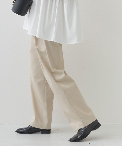 OMNES（オムネス）の「ハイウエストツータックチノパンツ（チノパンツ・レディース・ブラウン/オリーブ/ブラック/アイボリー・FREE）」の6枚目の写真