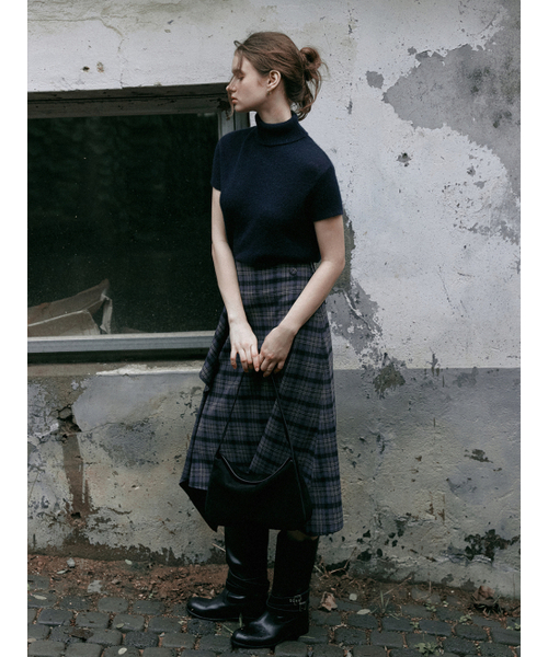 LENINA（レニーナ）の「SAVAGE check wrap unbalance skirt_GRAY（スカート・レディース・グレー・FREE）」の3枚目の写真