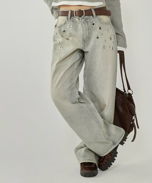 WHO'S WHO gallery(フーズフーギャラリー)の「EYELET LOW RISE DENIM /アイレットローライズデニム(デニムパンツ・レディース・ブラック/サックスブルー/ネイビー・MEDIUM/SMALL)」の18枚目の写真