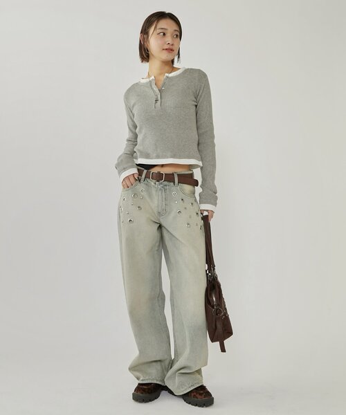 WHO'S WHO gallery（フーズフーギャラリー）の「EYELET LOW RISE DENIM /アイレットローライズデニム（デニムパンツ・レディース・ブラック/サックスブルー/ネイビー・MEDIUM/SMALL）」の17枚目の写真