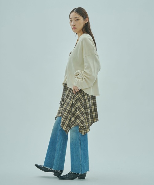 ROSE BUD(ローズバッド)の「TIED SHIRT HEM SKIRT(スカート・レディース・ブラウン/ネイビー・ONE SIZE)」の7枚目の写真