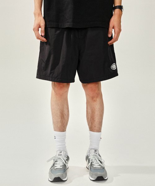 VISION STREET WEAR（ヴィジョンストリートウェア）の「VSW D-Logo Shorts Black（その他パンツ・レディース・その他・SMALL/LARGE/MEDIUM）」の2枚目の写真