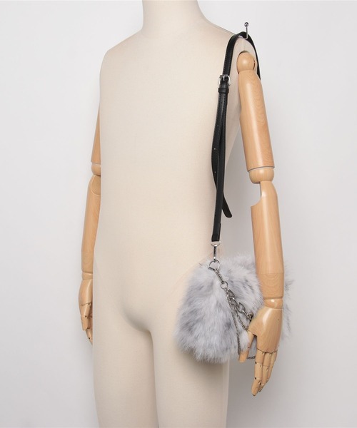 .KOM(ドットコム)の「A'GEM/9 × .kom 『.KOM/ドットケーオーエム』 Faux Fur Chain Shoulder Bag/ファー チェーン ショルダーバッグ(トートバッグ・レディース・グレー/ブラウン・FREE)」の18枚目の写真