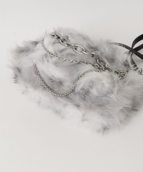 .KOM(ドットコム)の「A'GEM/9 × .kom 『.KOM/ドットケーオーエム』 Faux Fur Chain Shoulder Bag/ファー チェーン ショルダーバッグ(トートバッグ・レディース・グレー/ブラウン・FREE)」の20枚目の写真