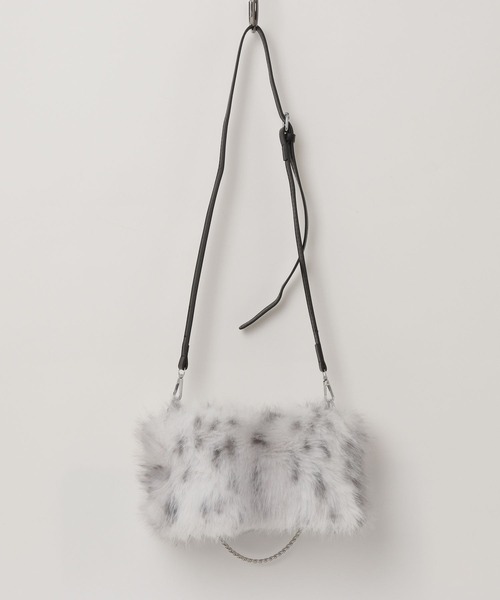 .KOM(ドットコム)の「A'GEM/9 × .kom 『.KOM/ドットケーオーエム』 Faux Fur Chain Shoulder Bag/ファー チェーン ショルダーバッグ(トートバッグ・レディース・グレー/ブラウン・FREE)」の17枚目の写真