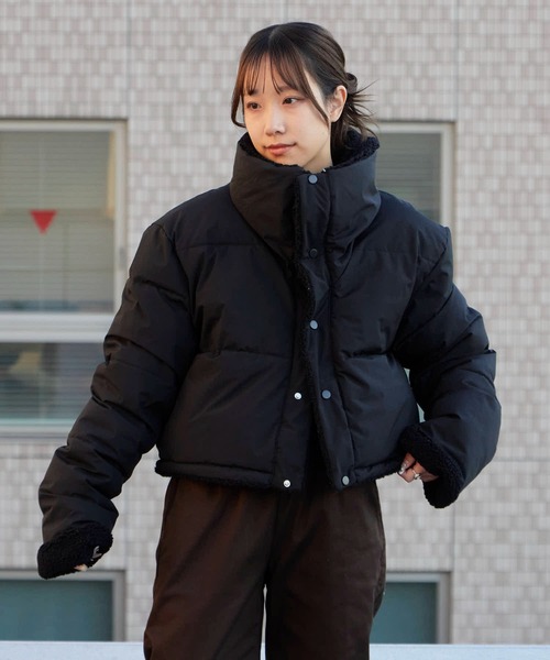 AO2（アオズ）の「Short-length faux fur down jacket / ショート丈