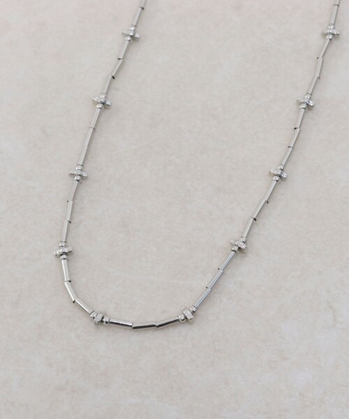 fredy emue（フレディエミュ）の「クロスビーズミドルネックレス（ネックレス・レディース・ゴールド/シルバー・FREE）」の8枚目の写真