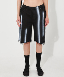 TONSIL（トンスル）の「ハンドペインティングデニムショーツブラック（その他パンツ）」