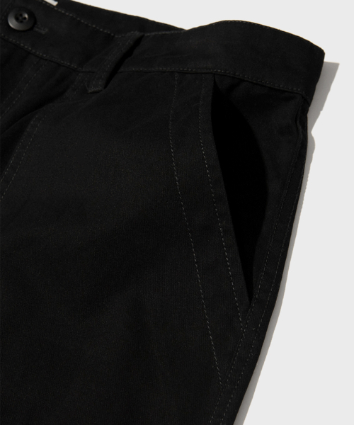 UNLC(ユーエヌエルシー)の「ウォッシュドパティグワイドコットンパンツ(ブラック)(その他パンツ・メンズ・その他・LARGE/X-LARGE)」の4枚目の写真