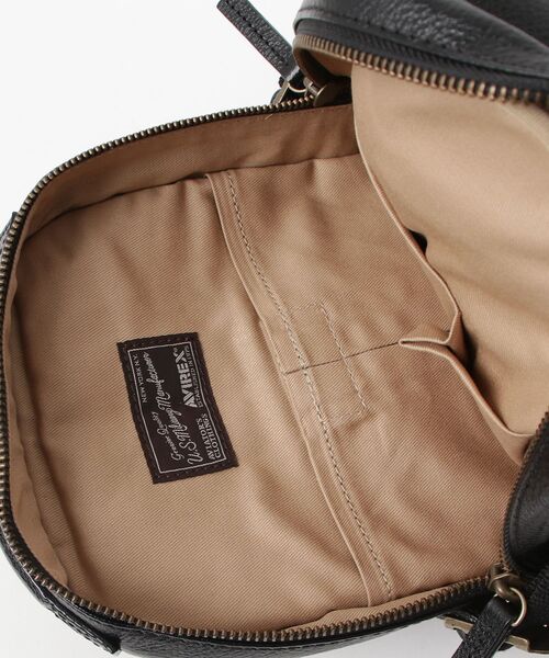 AVIREX(アヴィレックス)の「BULTO ONE SHOULDER / ブルト ワンショルダーバッグ / AVIREX / アヴィレックス / AVX5611(ショルダーバッグ・メンズ・ブラック/キャメル・F)」の5枚目の写真