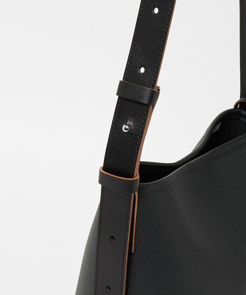 hALON（アーロン）の「＜hALON＞レザー バケットバッグS（トートバッグ・メンズ・ブラック・FREE）」の9枚目の写真