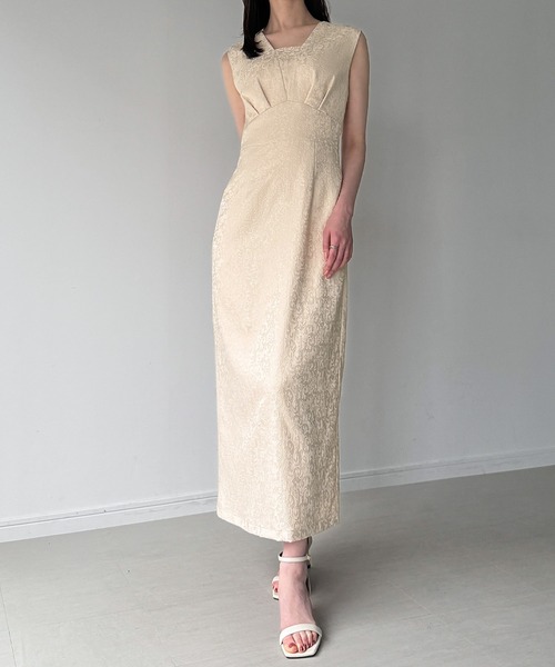 JUNOAH（ジュノア）の「ジャガードバックレースアップジャンスカ（ジャンパースカート・レディース・ネイビー/ブラック/ライトベージュ・SMALL/MEDIUM/LARGE）」の2枚目の写真