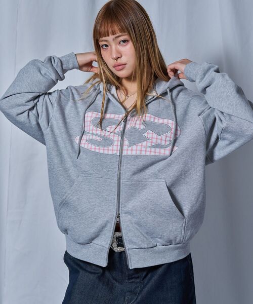 SEQUENZ（シークエンズ）の「【sqnz（エスキュンズ）】sqnz logo applique zip p/k / ユニセックス 裏毛 ダブルジップ ジップパーカー フーディ 星柄 ボーダー チェック（パーカー・メンズ・グレー/その他2/ライトピンク/その他3・MEDIUM/SMALL/LARGE）」の9枚目の写真