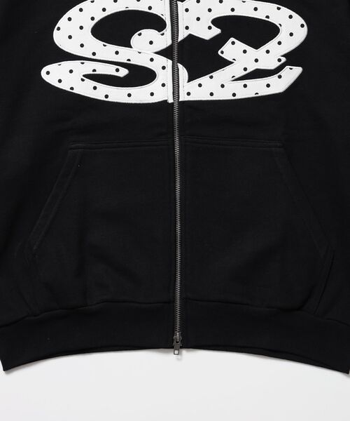 SEQUENZ(シークエンズ)の「※WEB限定 / ロゴワッペン / アソートまたぎジップパーカー / sqnz logo applique zip p/k(パーカー・メンズ・グレー/その他2/ライトピンク/その他3/ブラック/ホワイト・MEDIUM/SMALL/LARGE)」の17枚目の写真