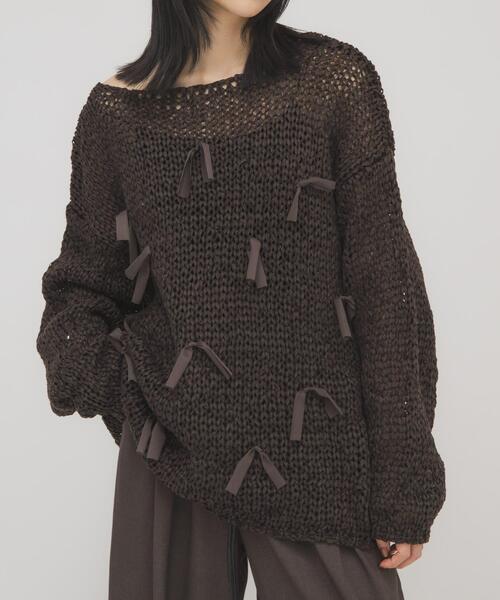 KBF（ケイビーエフ）の「テープヤーンリボンオーバーニット（ニット/セーター・レディース・ライトカーキ/ダークブラウン/アイボリー・ONE）」の13枚目の写真