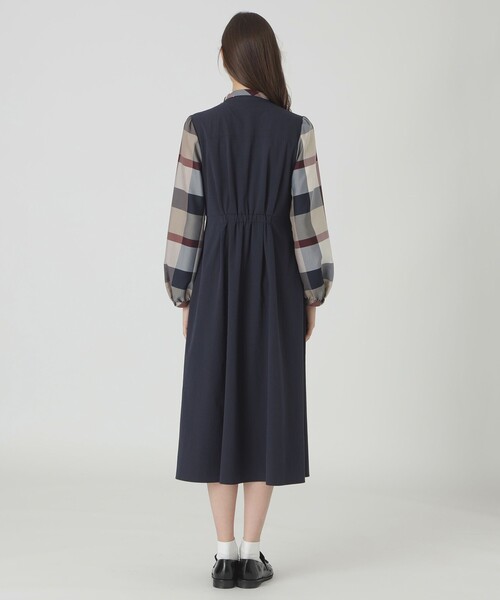 BLUE LABEL CRESTBRIDGE(ブルーレーベルクレストブリッジ)の「チェックスリーブドレス(ワンピース・レディース・ダークネイビー/ベージュ系その他・38/36)」の17枚目の写真