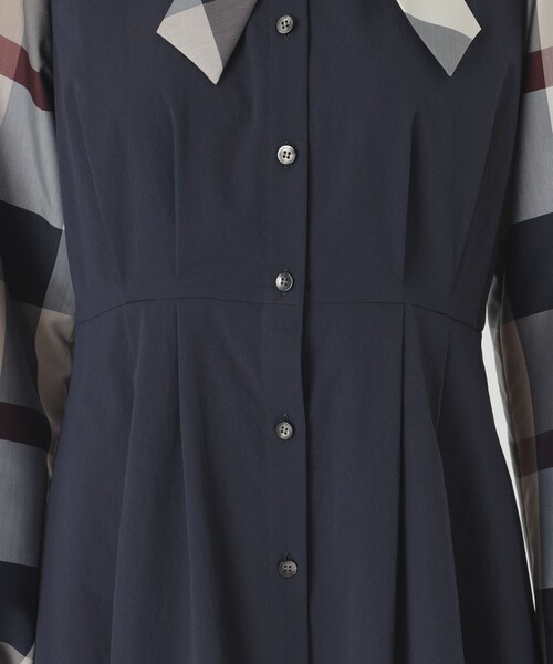 BLUE LABEL CRESTBRIDGE(ブルーレーベルクレストブリッジ)の「チェックスリーブドレス(ワンピース・レディース・ダークネイビー/ベージュ系その他・38/36)」の15枚目の写真