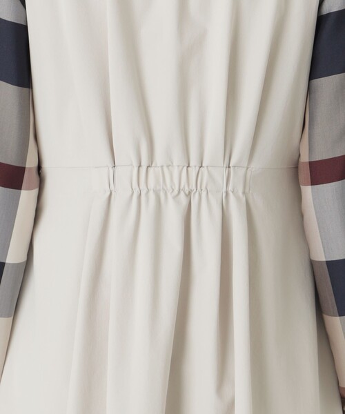 BLUE LABEL CRESTBRIDGE(ブルーレーベルクレストブリッジ)の「チェックスリーブドレス(ワンピース・レディース・ダークネイビー/ベージュ系その他・38/36)」の6枚目の写真