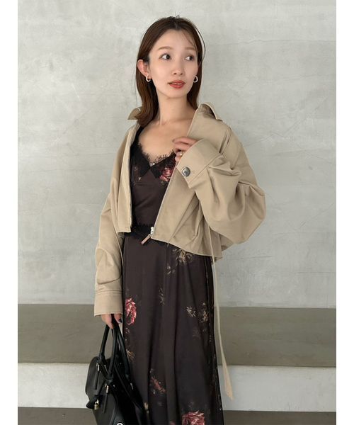 SNIDEL（スナイデル）の「レーストリムプリントキャミワンピース（ワンピース・レディース・ブラック/アイボリー/イエロー・1/0）」の17枚目の写真