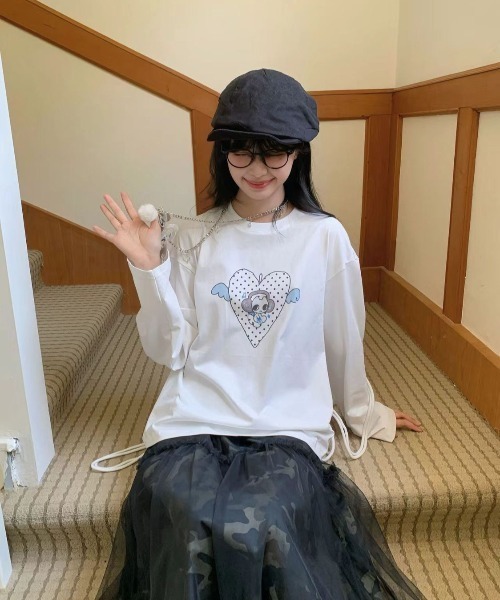 ViViDAY(ビビデー)の「可愛いフロントハート柄ロンT(Tシャツ/カットソー・レディース・ホワイト・M)」の8枚目の写真