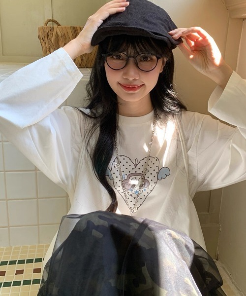 ViViDAY(ビビデー)の「可愛いフロントハート柄ロンT(Tシャツ/カットソー・レディース・ホワイト・M)」の5枚目の写真