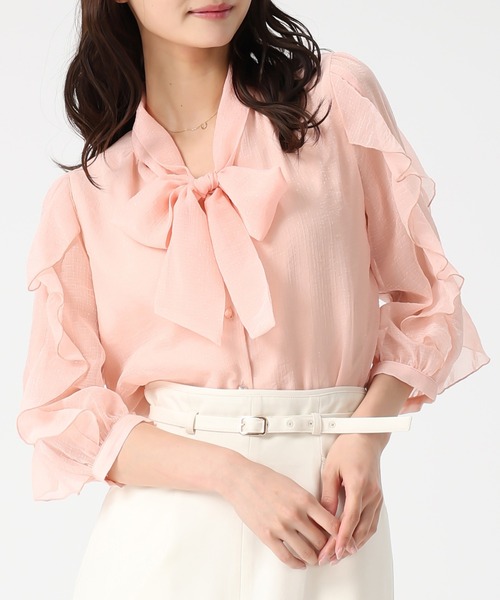 MISCH MASCH（ミッシュマッシュ）の「2026春夏新作 袖フリルラメシアーボウタイブラウス（シャツ/ブラウス・レディース・ピンク/ホワイト/グリーン・ﾌﾘ-）」の3枚目の写真