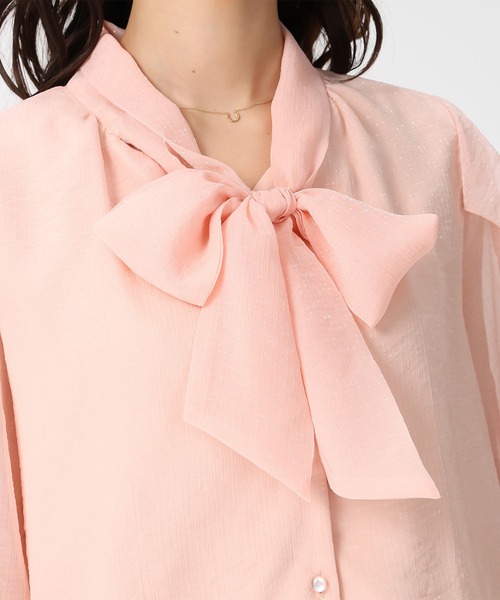 MISCH MASCH（ミッシュマッシュ）の「2026春夏新作 袖フリルラメシアーボウタイブラウス（シャツ/ブラウス・レディース・ピンク/ホワイト/グリーン・ﾌﾘ-）」の10枚目の写真