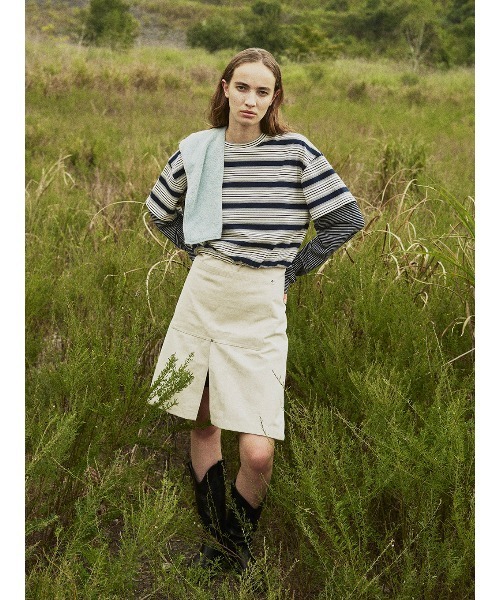 ELCHELE（エルチェレ）の「LAYERED BORDER LS TEE（Tシャツ/カットソー・レディース・ネイビー/ブラウン・FREE）」の11枚目の写真