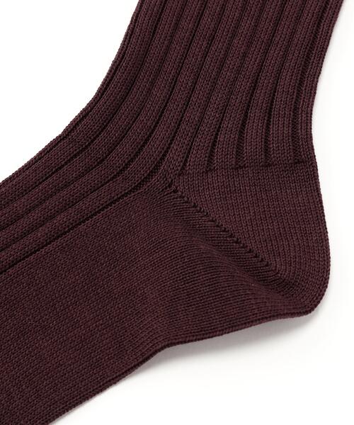 MARGARET HOWELL(マーガレットハウエル)の「SILK COTTON RIB SOCKS(ソックス/靴下・レディース・ホワイト系その他2/ブラック/ワイン系1・FREE)」の5枚目の写真
