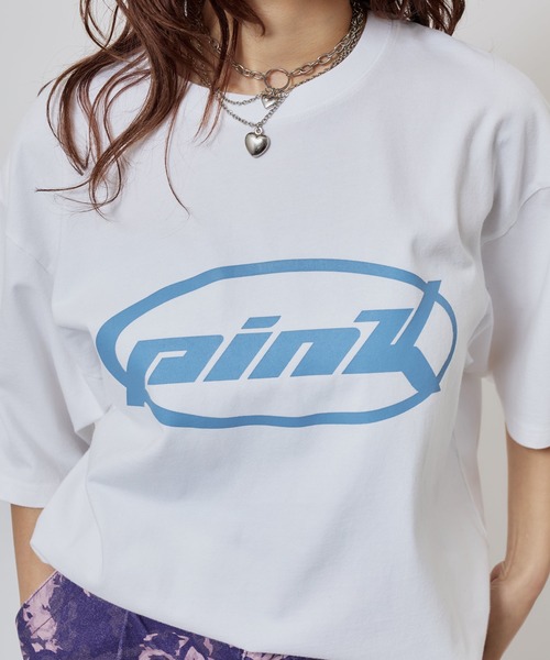 atmos pink(アトモスピンク)の「atmos pink Oval Logo T-shirt / アトモス ピンク オーバル ロゴ T-シャツ(Tシャツ/カットソー・レディース・ホワイト/ピンク/ブラック・FREE)」の4枚目の写真