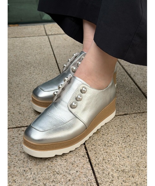STACCATO（スタッカート）の「【追加生産決定】＜SNSで話題＞メイジーパールプラットフォーム　350JS148-8020（ローファー・レディース・シルバー/ブラック・23cm/22.5cm/24cm/24.5cm/23.5cm）」の21枚目の写真