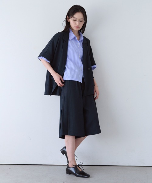 SOYEN(ソイエン)の「リネンライクバミューダタックハーフパンツ/セットアップ可(その他パンツ・レディース・ネイビー/ブラウン・F)」の10枚目の写真