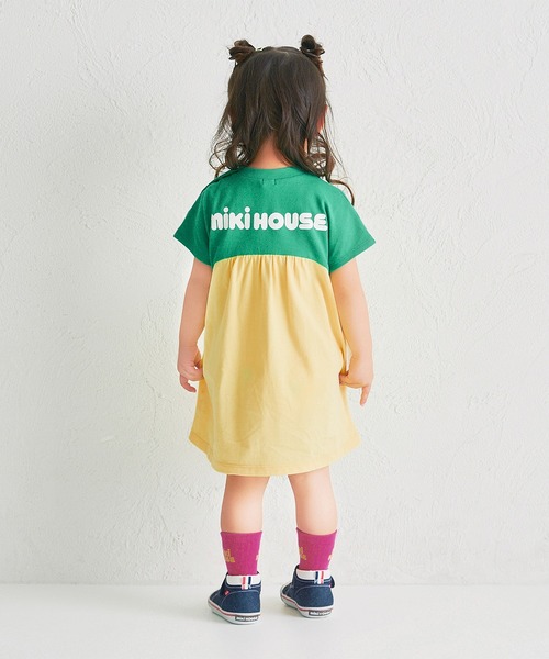 MIKI HOUSE（ミキハウス）の「【WEB限定】バイカラーバックロゴ半袖ワンピース（ワンピース・キッズ・レッド系その他/グリーン・100cm/90cm/80ｃｍ）」の6枚目の写真