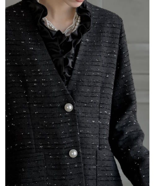 MEISM（ミズム）の「[2026S/S COLLECTION][MEISM by Re:EDIT]ラメツイードVネックノーカラーオーバージャケット（ノーカラージャケット・レディース・ホワイト/ブラック・LARGE/MEDIUM）」の6枚目の写真