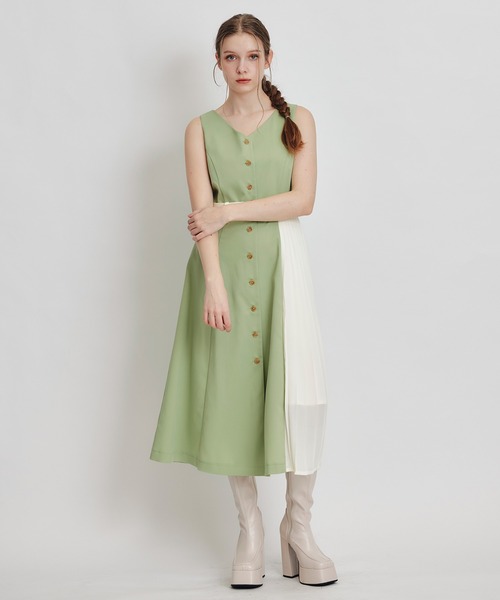 REDYAZEL（レディアゼル）の「トレンチディティールショートシャツジャケット×バイカラープリーツフレアロングワンピースセットアップ（セットアップ・レディース・グリーン/ブルー/ブラウン系その他・FREE）」の14枚目の写真