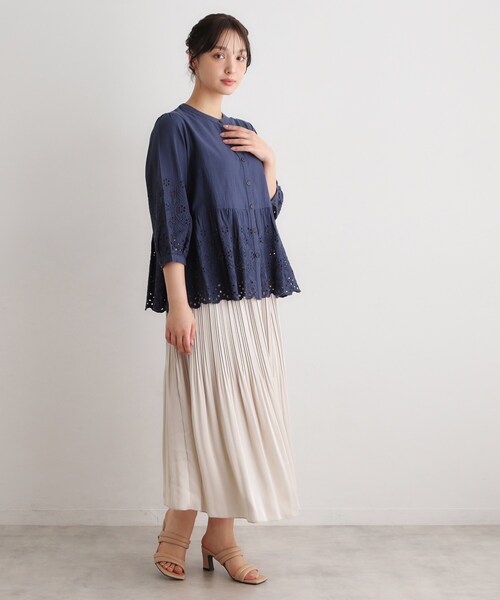 LAURA ASHLEY(ローラアシュレイ)の「【羽織に使える/コットン100%】キャンブリックカットワークブラウス(シャツ/ブラウス・レディース・ネイビー/オフホワイト/グリーン系・40/38)」の14枚目の写真