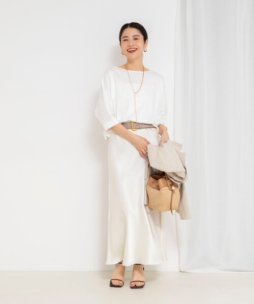 NOLLEY’S(ノーリーズ)の「ウォッシャブルドルマンTシャツ(Tシャツ/カットソー・レディース・サックスブルー/ブラック/オフホワイト/ホワイト系その他4/イエロー・38)」の6枚目の写真