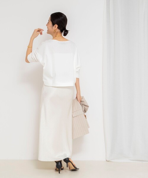 NOLLEY’S(ノーリーズ)の「ウォッシャブルドルマンTシャツ(Tシャツ/カットソー・レディース・サックスブルー/ブラック/オフホワイト/ホワイト系その他4/イエロー・38)」の8枚目の写真