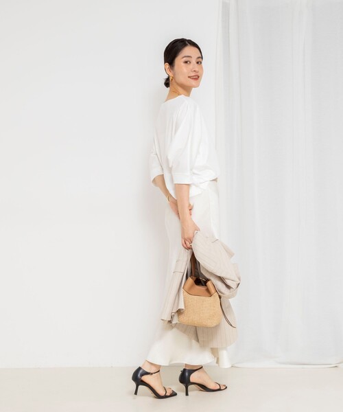 NOLLEY’S(ノーリーズ)の「ウォッシャブルドルマンTシャツ(Tシャツ/カットソー・レディース・サックスブルー/ブラック/オフホワイト/ホワイト系その他4/イエロー・38)」の9枚目の写真