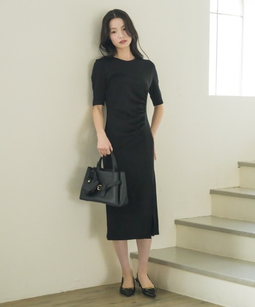 NEUNA(ヌナ)の「【韓国select item】ドレープウエストミディワンピース(ワンピース・レディース・ベージュ/ブラック・FREE)」の14枚目の写真