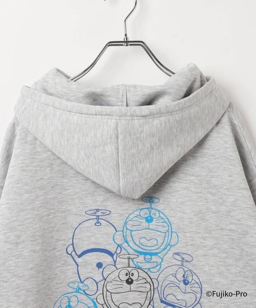 ワンダフルワールド　ドラえもんポケット　ブラウス　パーカー　チュニック　美品　白 Monotono フラワーモチーフジャンパースカート(ワンピース