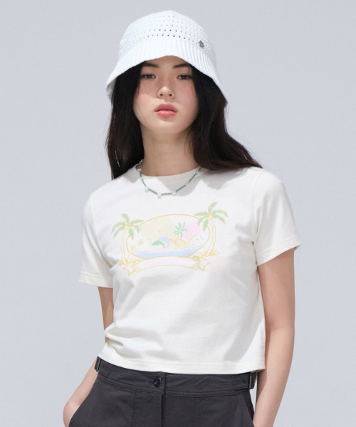 COVERNAT WOMAN(カバーナットウーマン)の「ウィメンズクロップビーチファムTシャツ アイボリー(Tシャツ/カットソー・レディース・その他・WS/WM)」の1枚目の写真