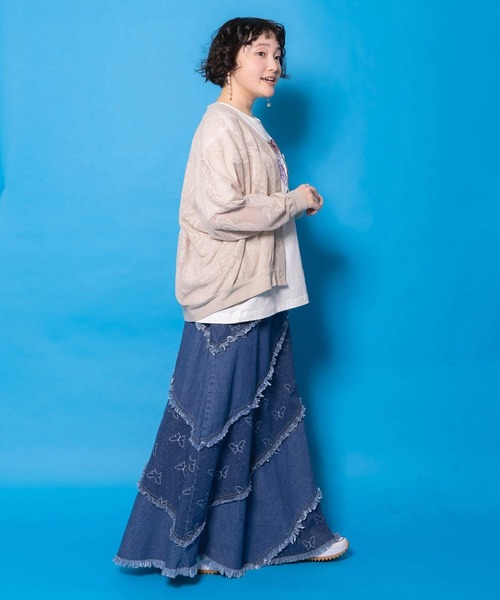 ScoLar（スカラー）の「ScoLar(スカラー) 蝶刺繍or配色 スパイラル切替フリンジデニムスカート（デニムスカート・レディース・ネイビー・MEDIUM）」の7枚目の写真