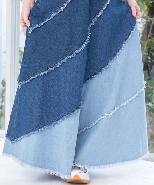 ScoLar（スカラー）の「ScoLar(スカラー) 蝶刺繍or配色 スパイラル切替フリンジデニムスカート（デニムスカート・レディース・ネイビー・MEDIUM）」の18枚目の写真