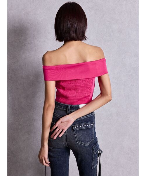 GYDA（ジェイダ）の「Gyda bijouサイドラインオフショルショートTOPS（Tシャツ/カットソー・レディース・ピンク/オフホワイト/ブラック・FREE）」の7枚目の写真