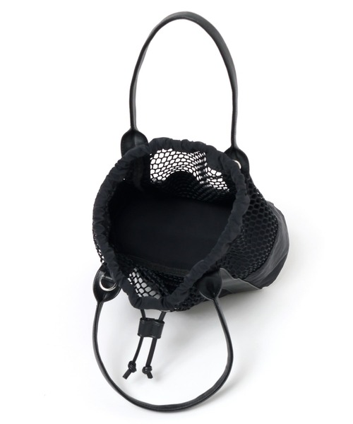 LAKOLE（ラコレ）の「メッシュコンビ巾着ショルダーバッグ / 633917（ショルダーバッグ・レディース・ブラック/ブラウン/ベージュ・FREE）」の10枚目の写真