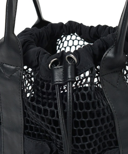 LAKOLE（ラコレ）の「メッシュコンビ巾着ショルダーバッグ / 633917（ショルダーバッグ・レディース・ブラック/ブラウン/ベージュ・FREE）」の12枚目の写真