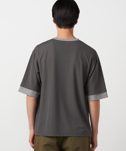 COMME CA ISM(コムサイズム)の「軽量スクエアジャカード フェイクレイヤードTシャツ(Tシャツ/カットソー・メンズ・グレー/ブラック/ネイビー・LARGE/MEDIUM)」の16枚目の写真