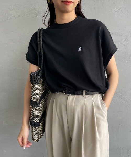 GYMPHLEX（ジムフレックス）の「[GYMPHLEX/ジムフレックス] ワンポイントロゴ刺繍 ノースリーブカットソー（Tシャツ/カットソー・レディース・ホワイト/ライトグリーン/ブラック・14）」の2枚目の写真